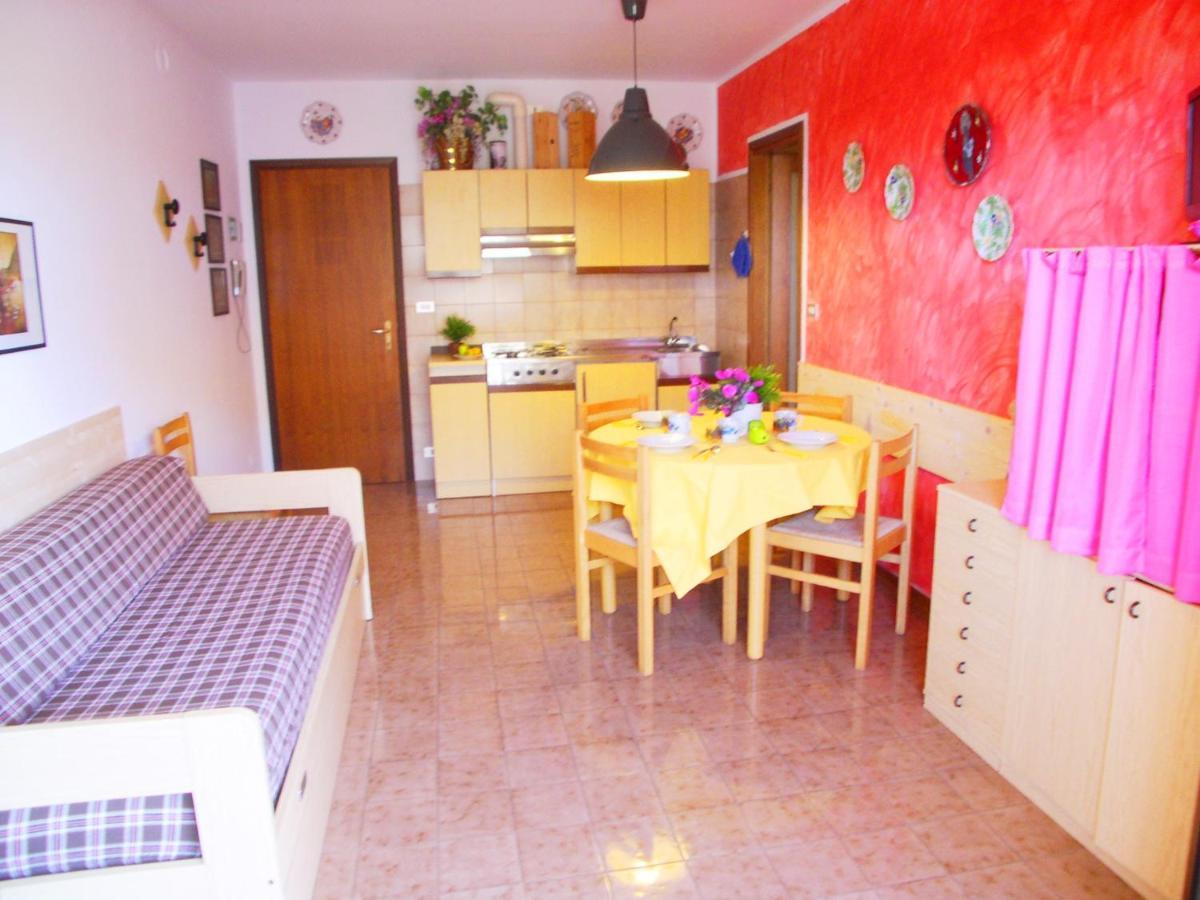 Appartement Renata 6 *